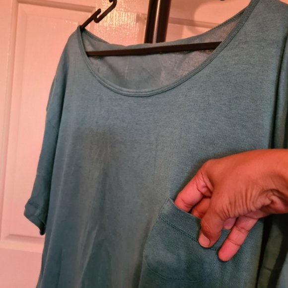 Lululemon Athletica CAN6 AU10 Stripe Workout Tank Tops - Picture 3 of 6